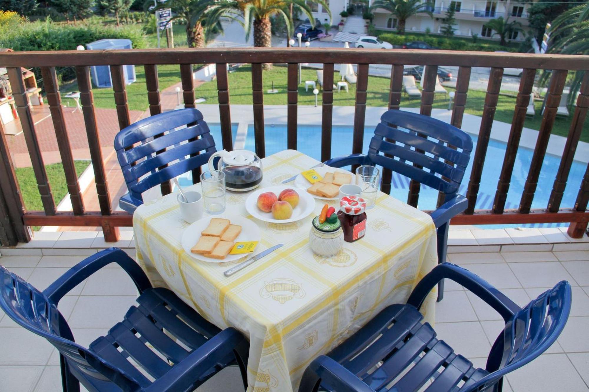 פורקה Hotel Idea מראה חיצוני תמונה
