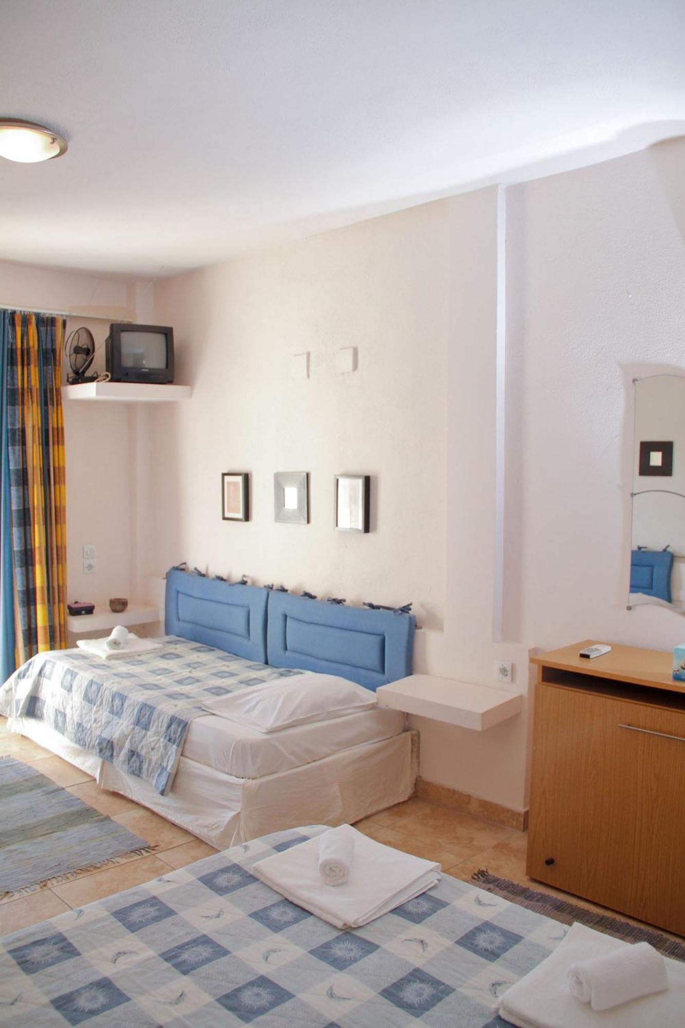 פורקה Hotel Idea מראה חיצוני תמונה