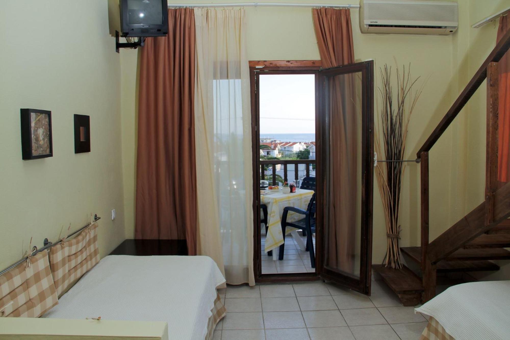 פורקה Hotel Idea מראה חיצוני תמונה